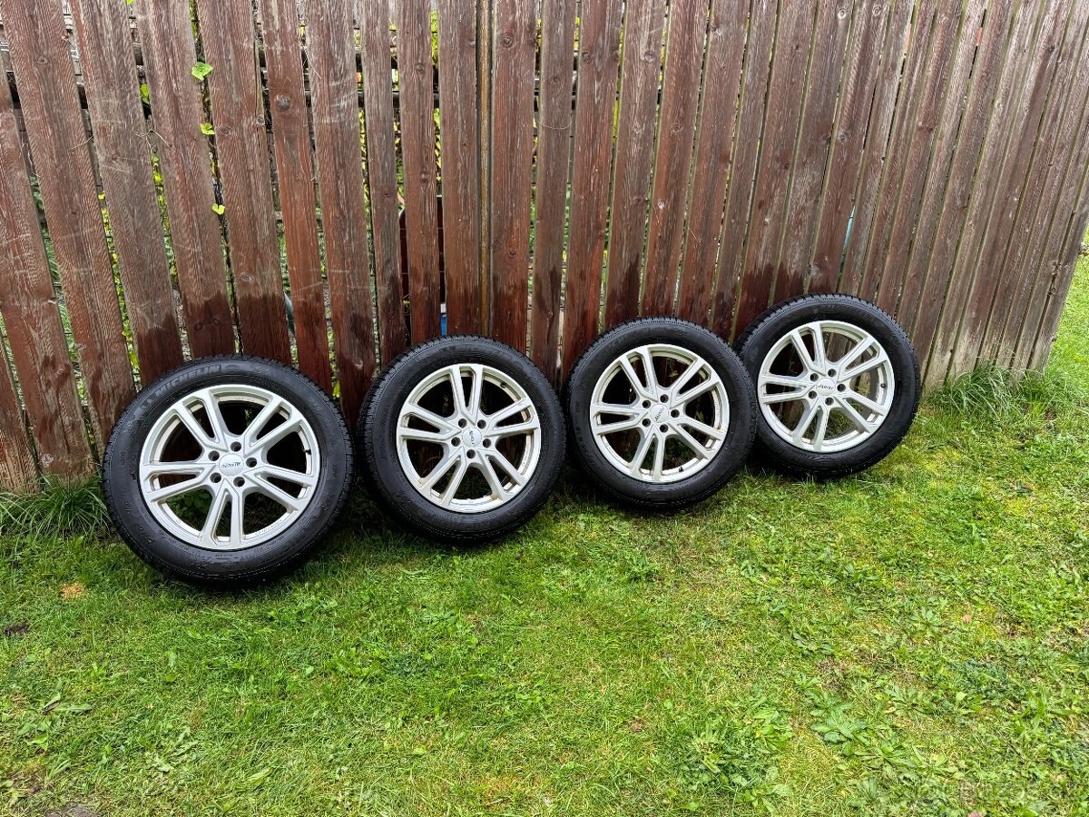Zimní sada Tiguan/Kodiaq 235/55 R18 - prémiové pneu Michelin