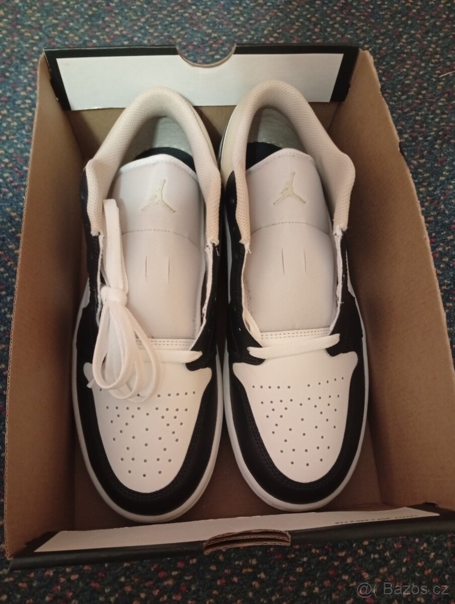 ORIGINÁLNÍ BOTY NIKE AIR JORDAN 1 LOW 44