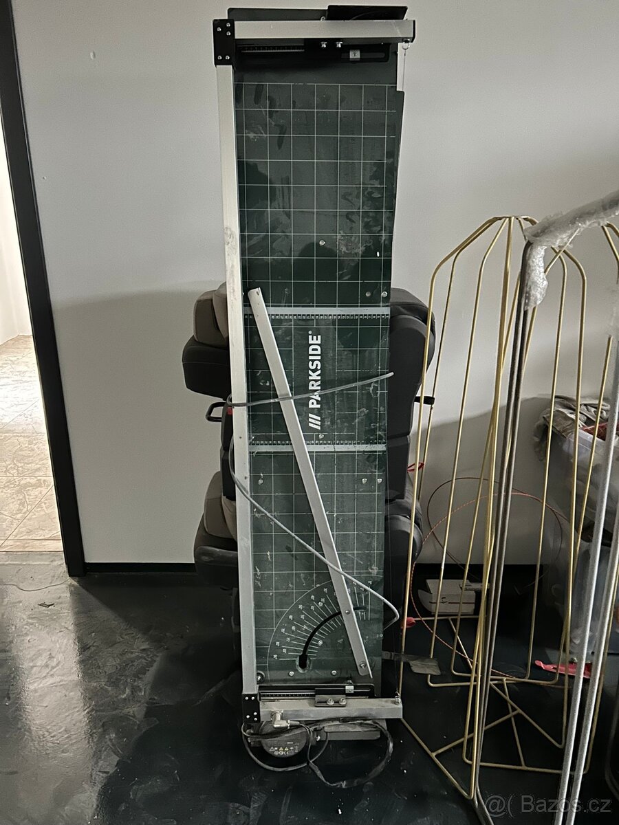 Řezačka na tuhé pěny/ polystyren Parkside