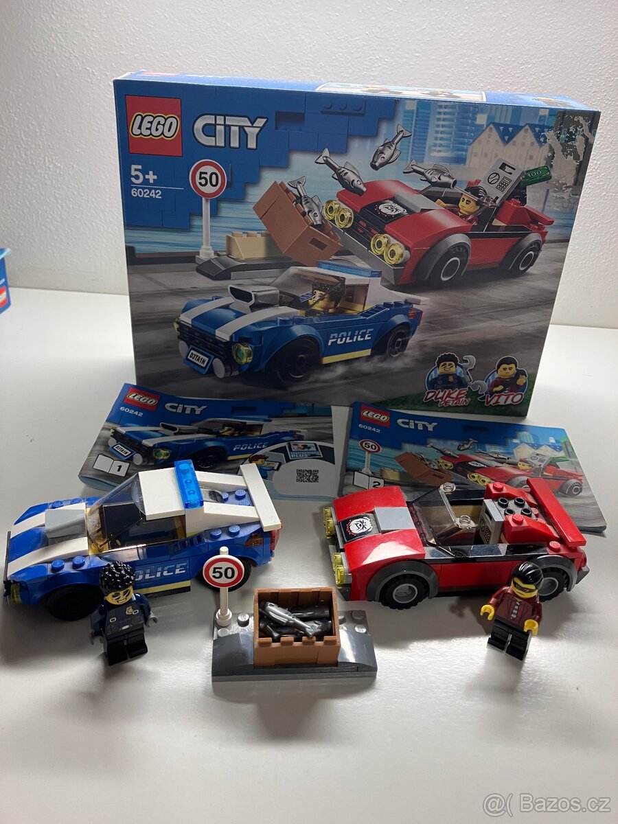 Lego City 60242 Policejní honička