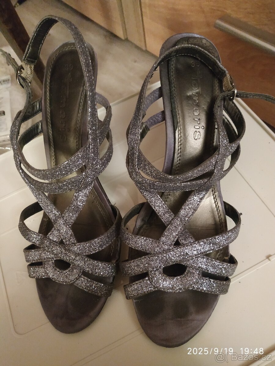 Prodám stříbrné společenské boty