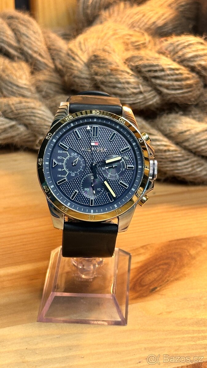 Hodinky Tommy Hilfiger TH320