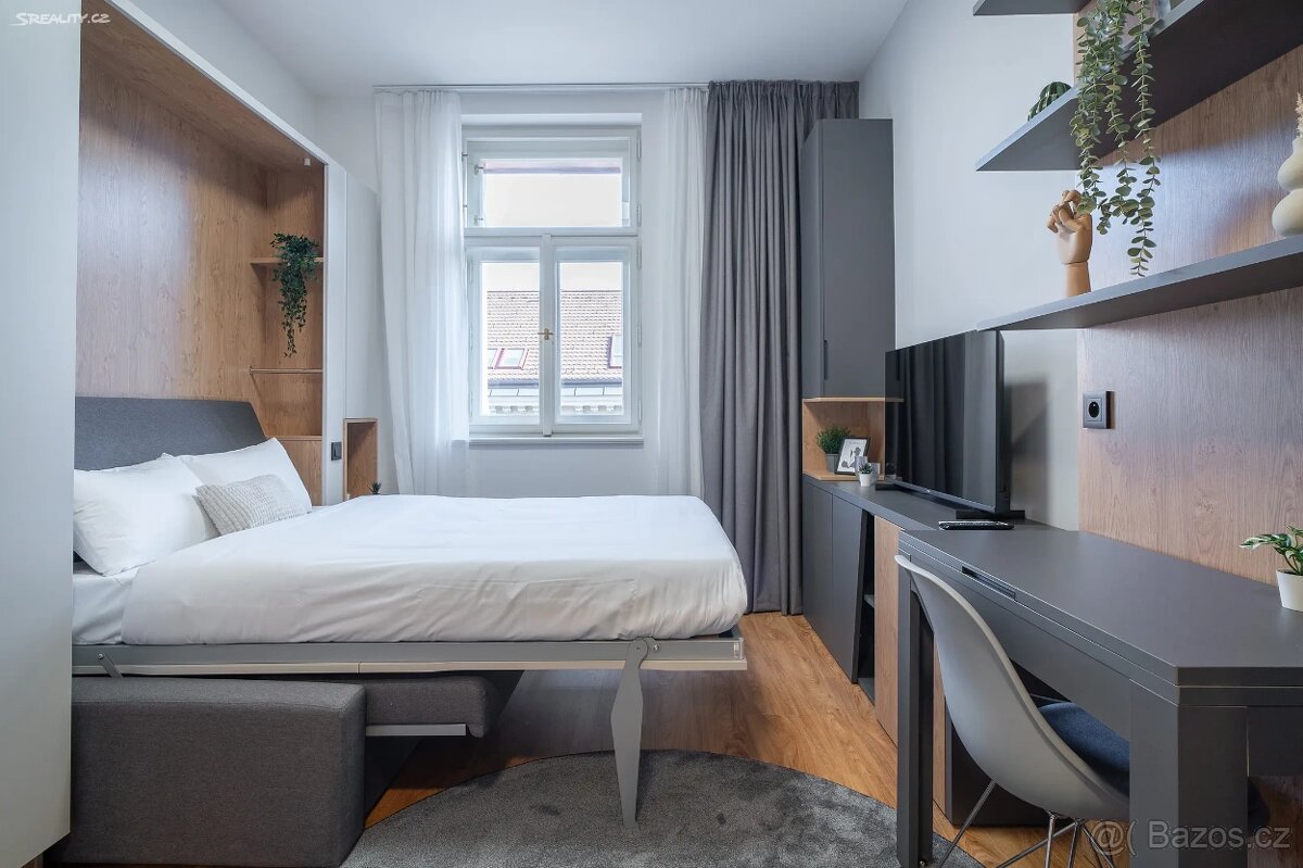 Pronájem bytu 1+kk 25 m² Legerova, Praha - Nové Město