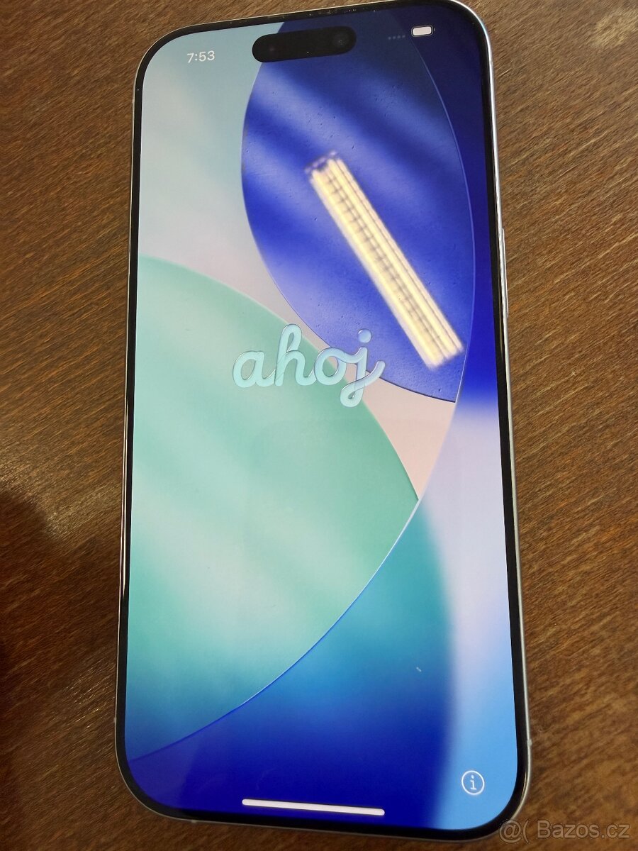 IPhone 16pro 128gb bílý