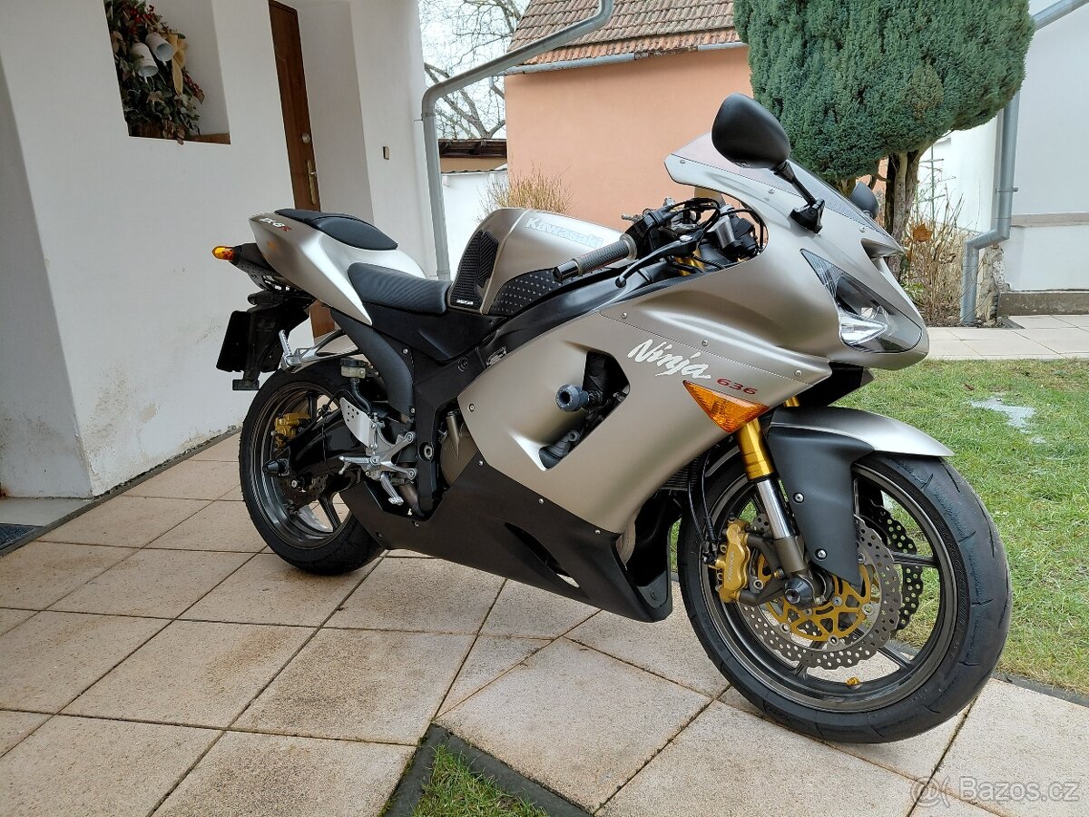Kawasaki ZX6R