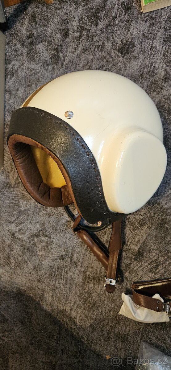 Helma leteckého mechanika