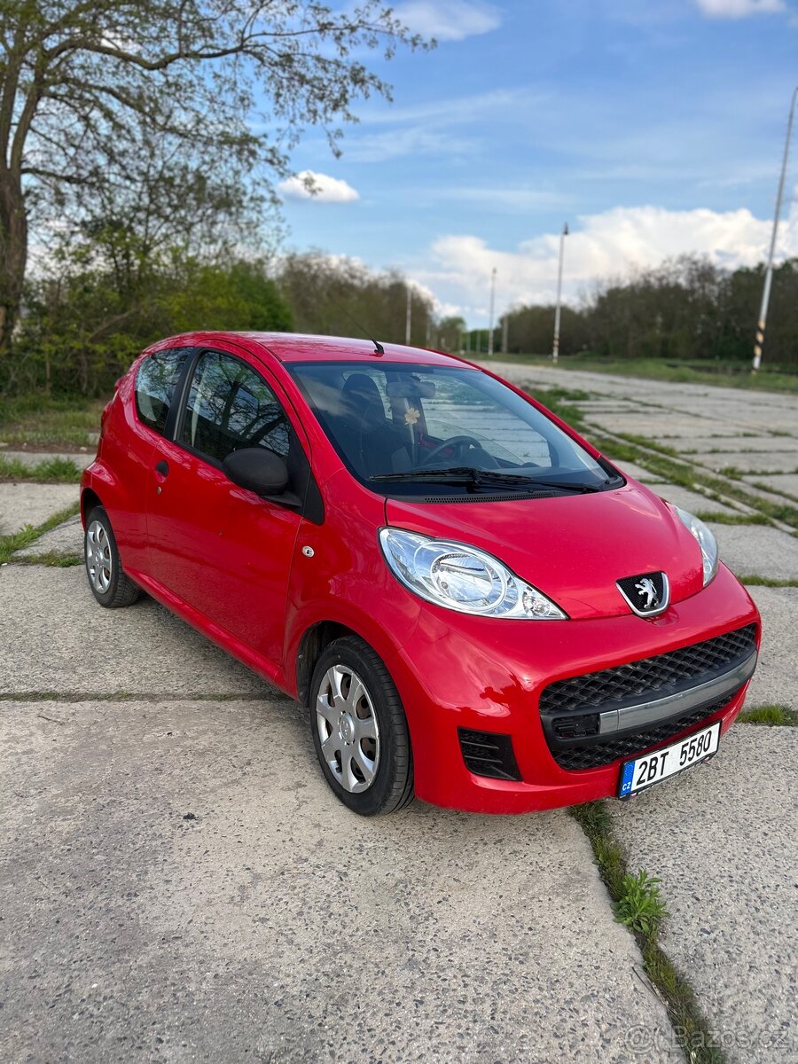 Peugeot 107 1.0i