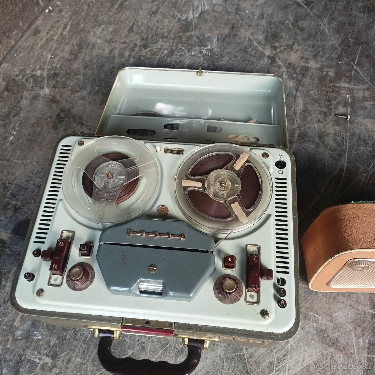 Magnetofon, rádio