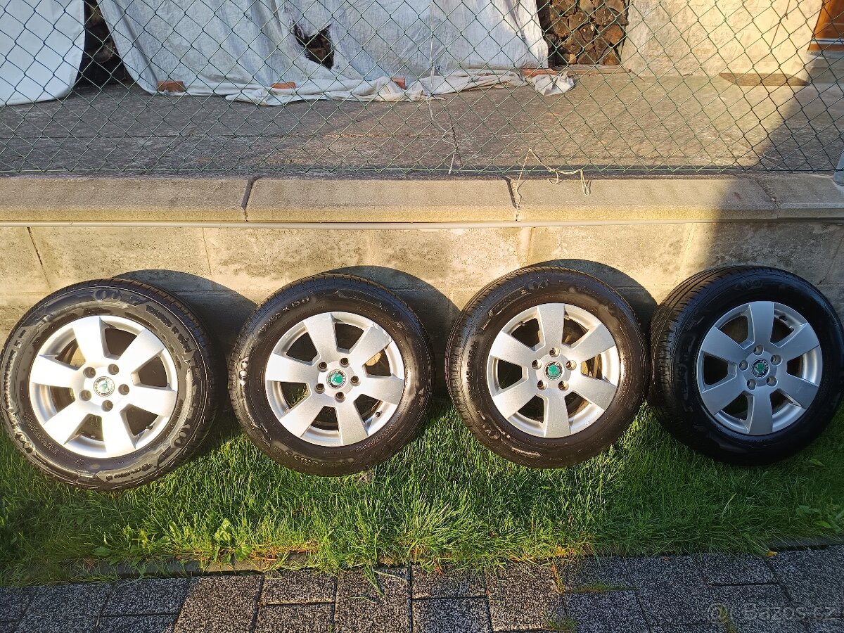 ALU sada s pneu škoda Octavia II
