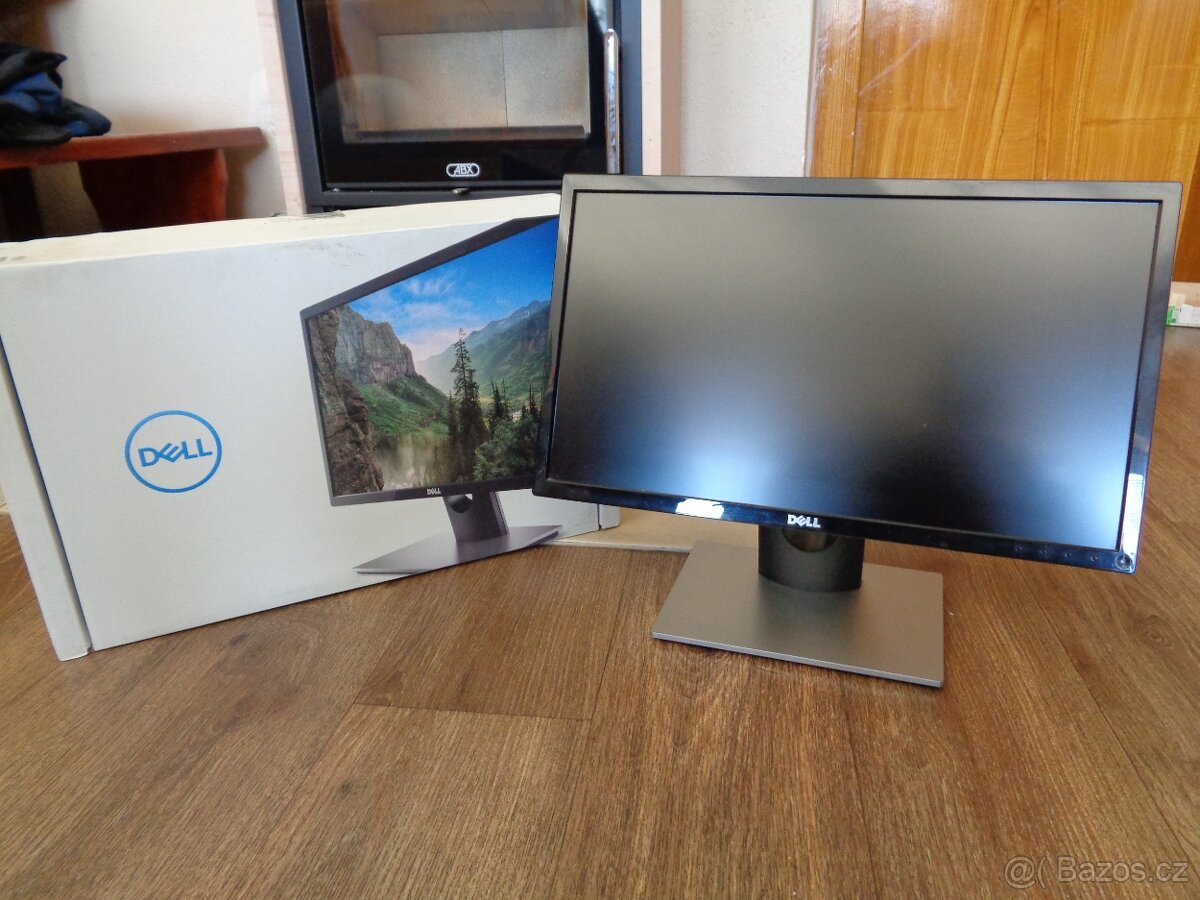 LCD monitor DELL 21,5 palce