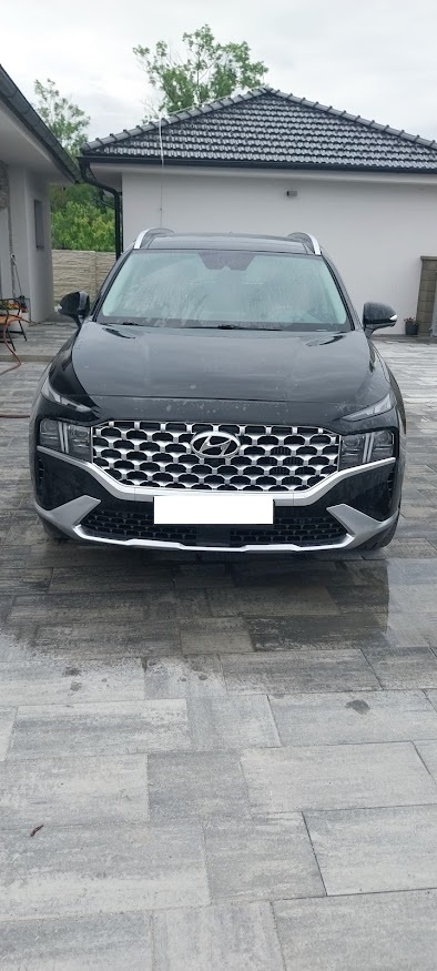 Hyundai Santa Fe 1.6 T-GDI HEV Style 4x4 – stylově, s grácií