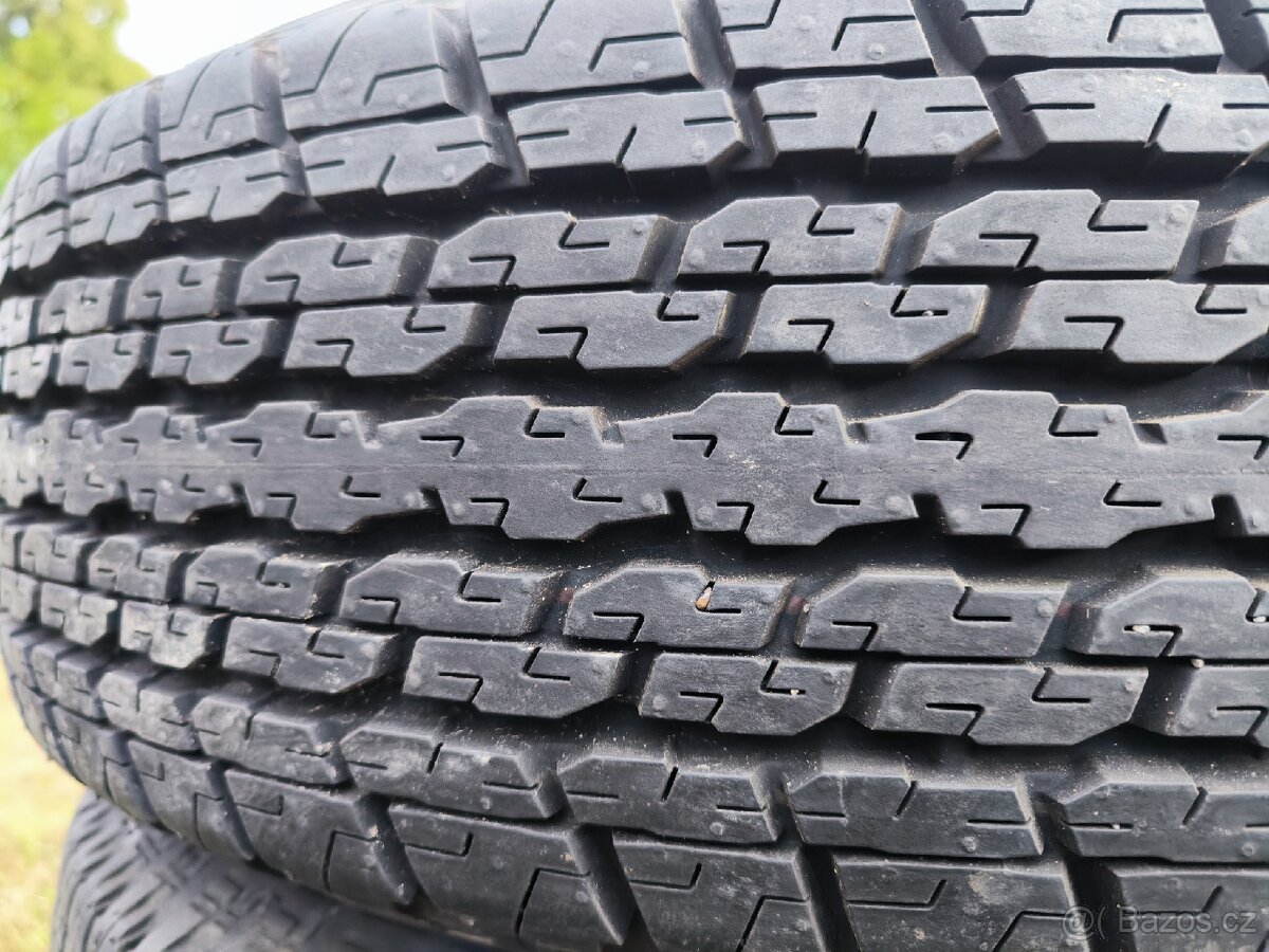 245/70/16 , Bridgestone Dueler - nové....