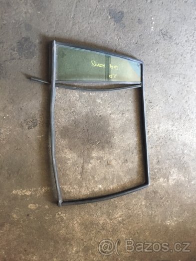 Zadní malé okno Golf IV kombi