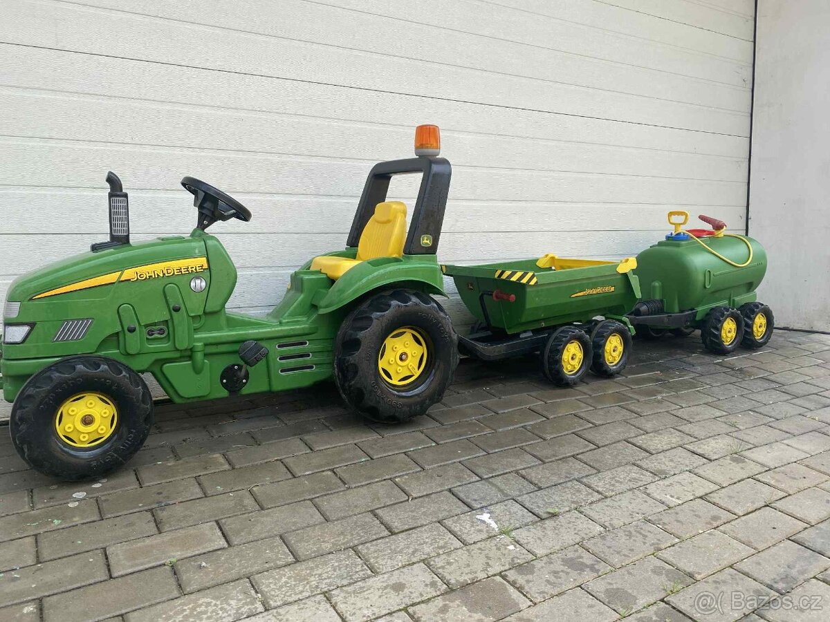 Dětský šlapací traktor Rolly Toys John Deere
