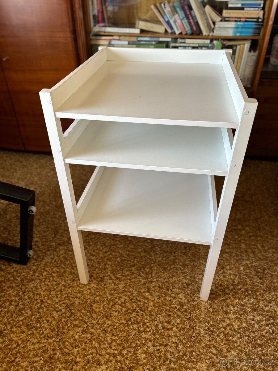 Přebalovací pult pro vysoké :)