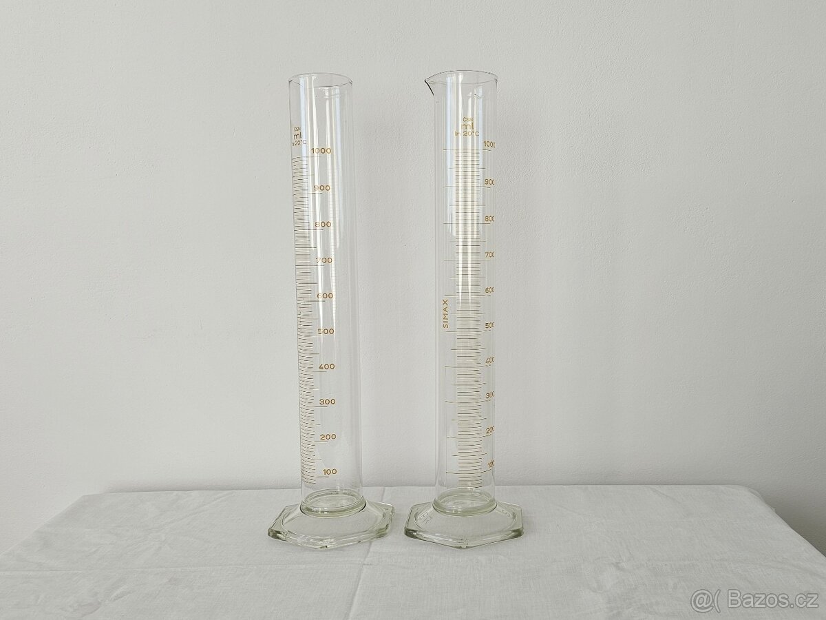 Odměrný laboratorní skleněný válec SIMAX 1000 ml