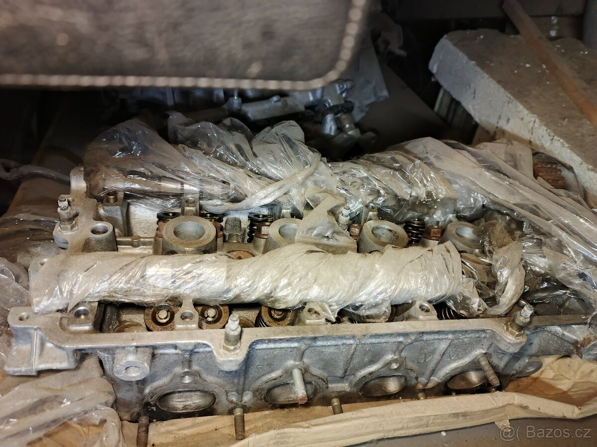 Honda crx díle