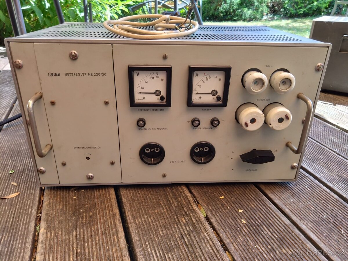 Stabilizátor napětí RFT Netzregler NR 220/20