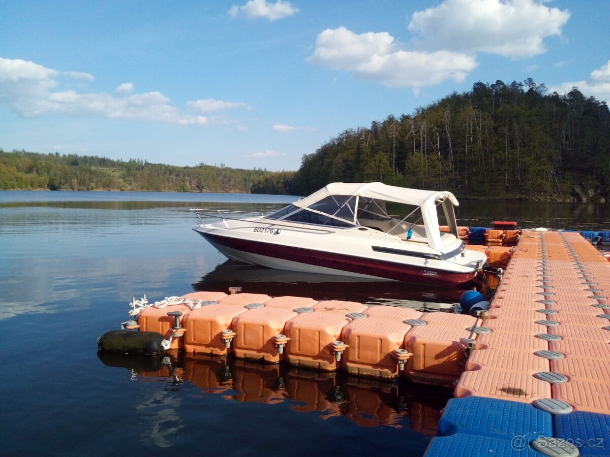 kajutova loď