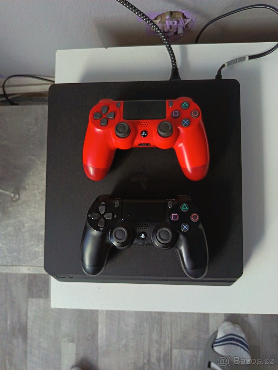 PlayStation 4 Slim 1tb