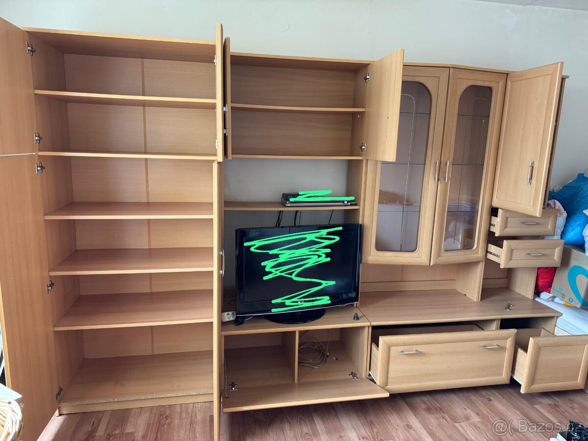Obývací stena