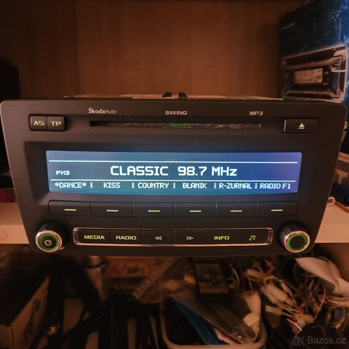 ŠKODA SWING CD MP3 AUTORADIO OCTAVIA II