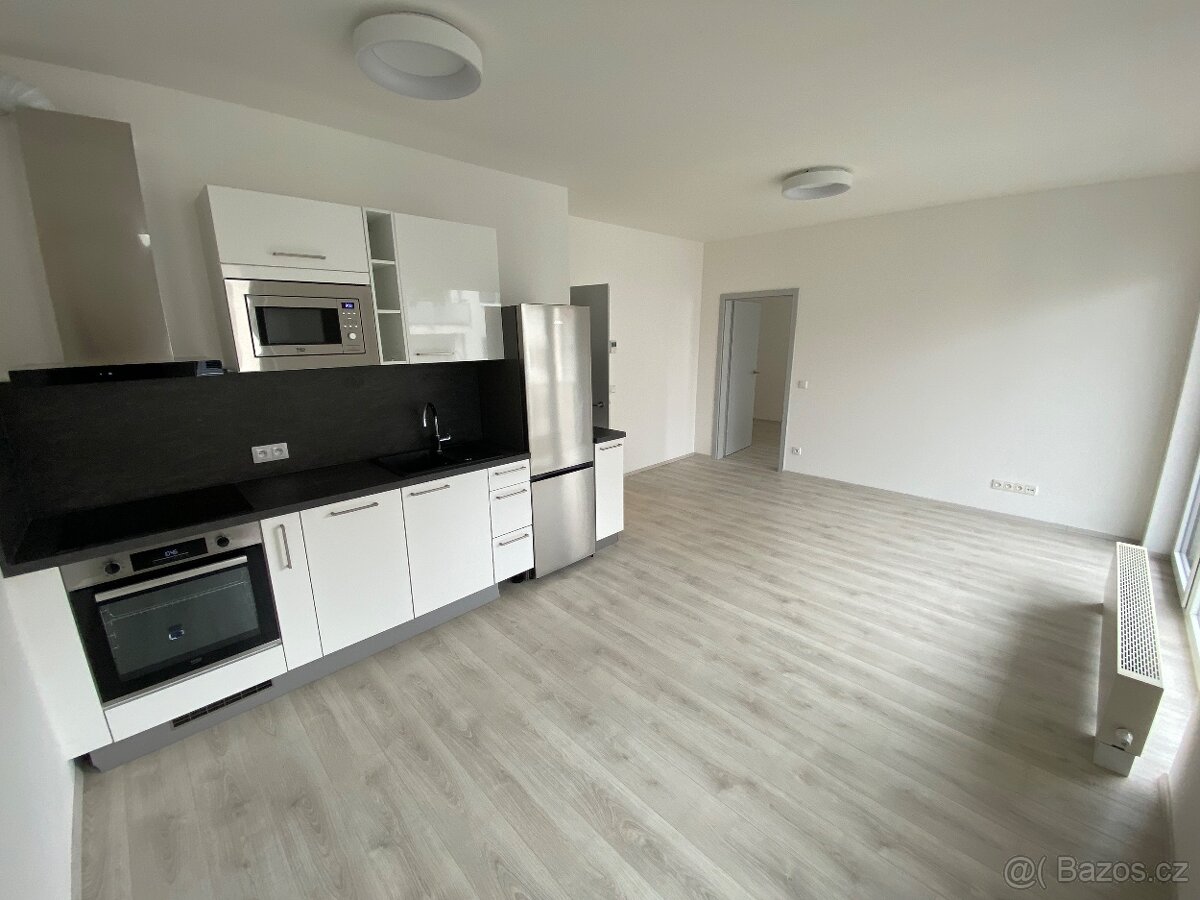 Pronájem bytu 2kk Olomouc - komplex Wolkerka