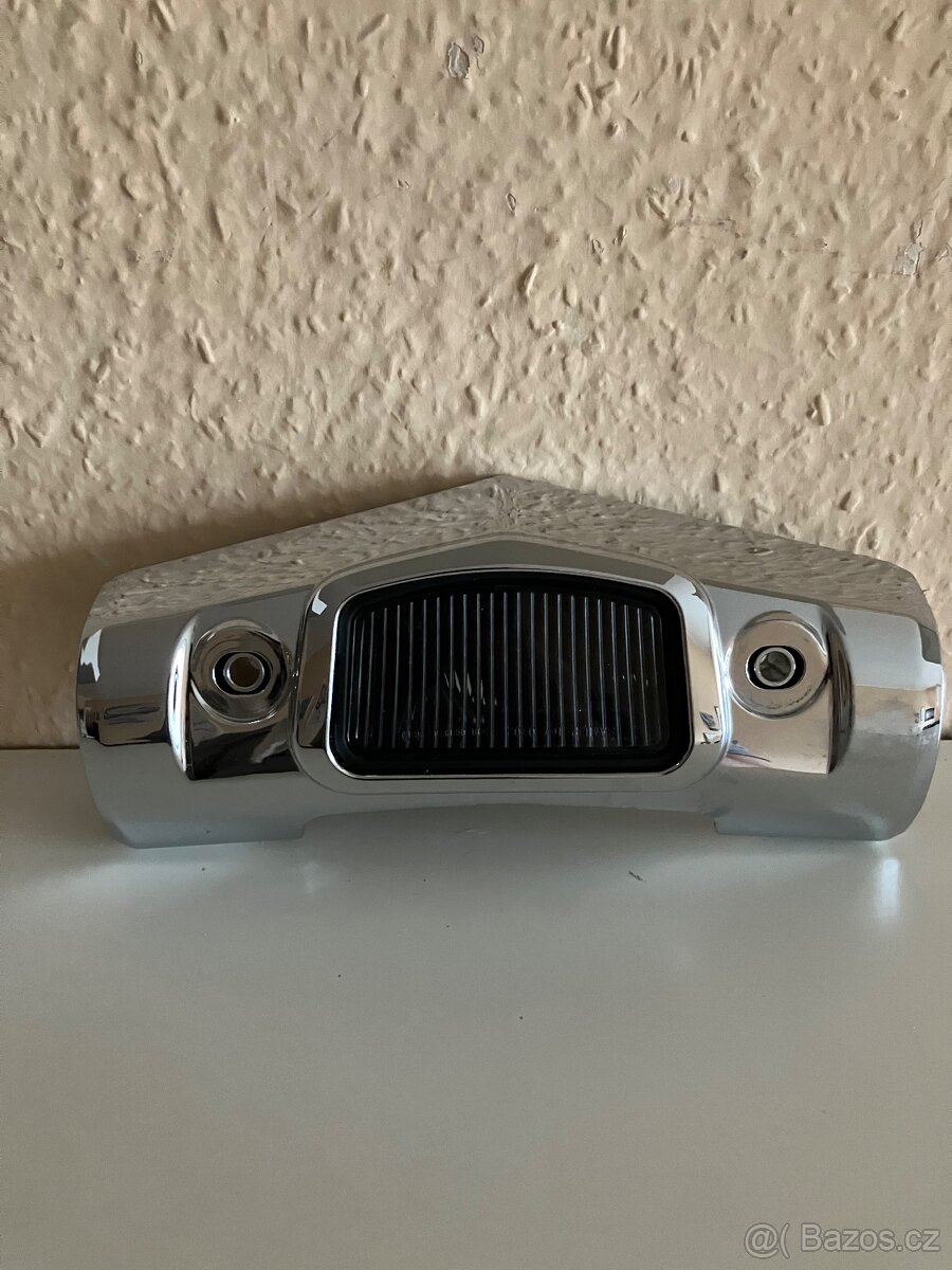 Yamaha XVS 1300 -díly