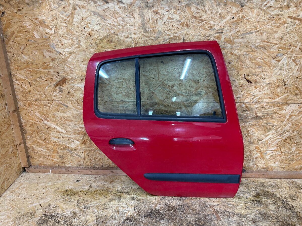 PRAVÉ ZADNÍ DVEŘE RENAULT THALIA 1 1998-2008