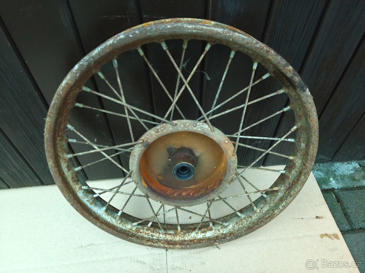 Přední kolo Manet 90