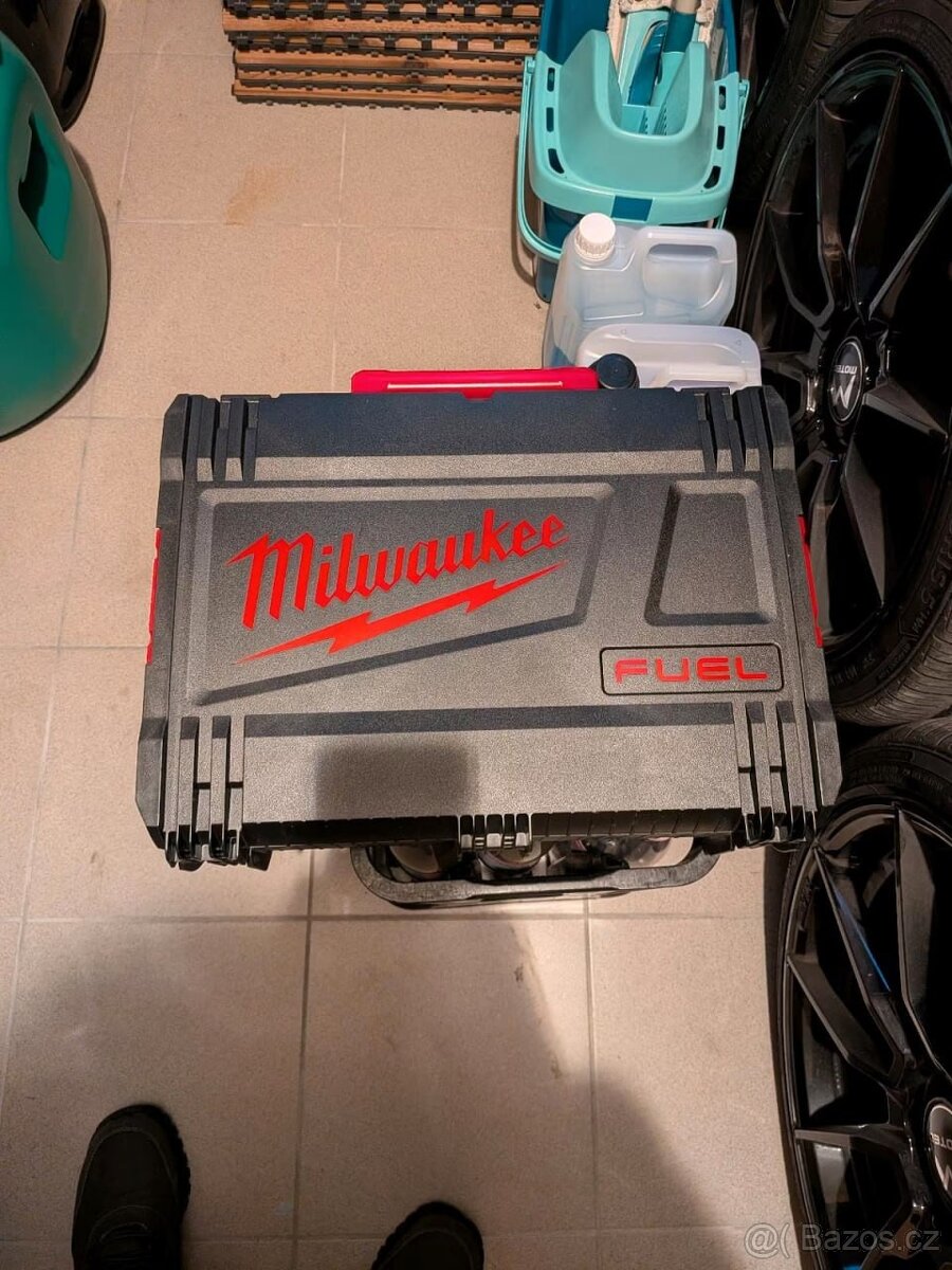 Milwaukee Fuel akumulátorový rázový utahovák m18 fiw2f12-OX