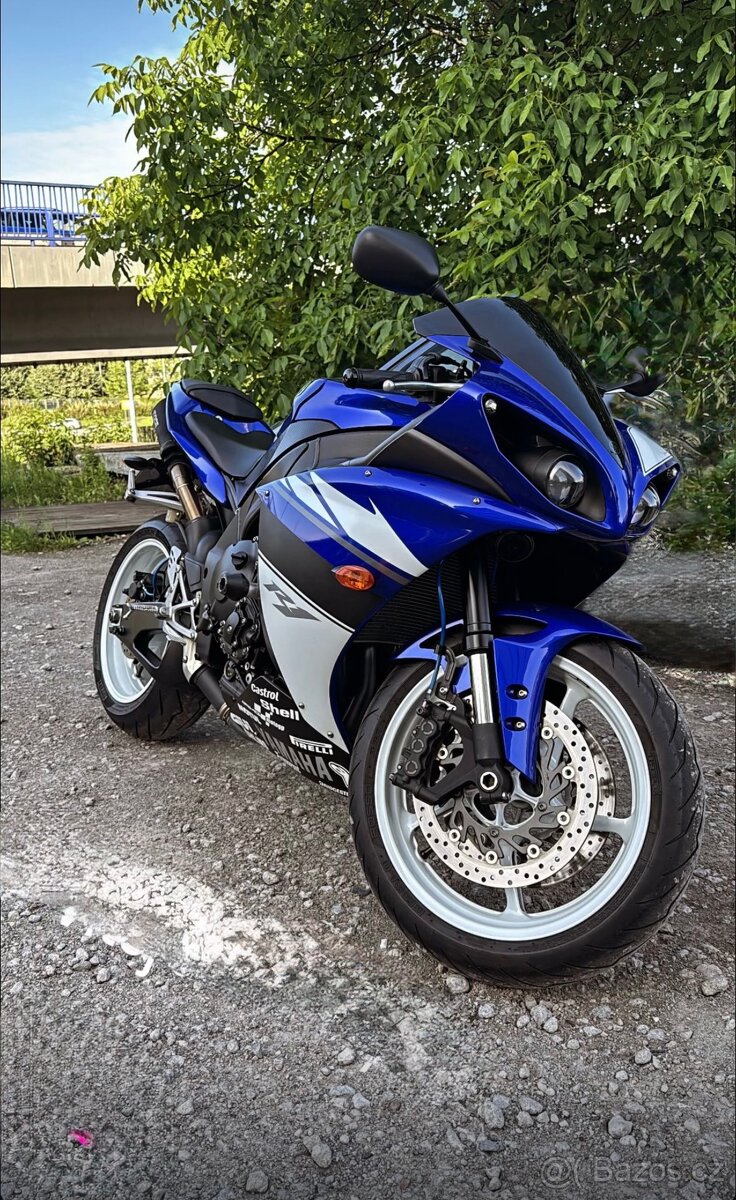 Prodám Yamahu R1 BIG BANG