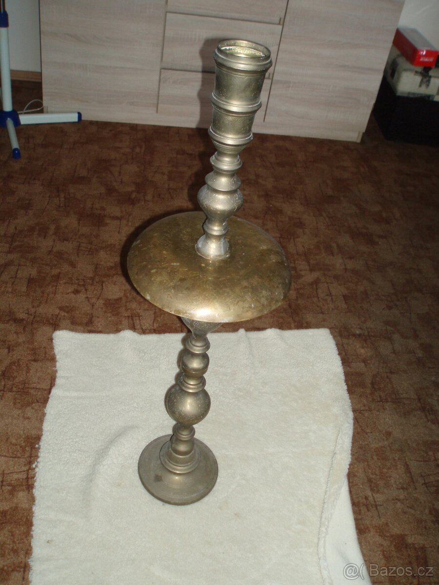 Velký mosazný svícen 91 cm,cca 4 kg- lze rozebrat- viz foto