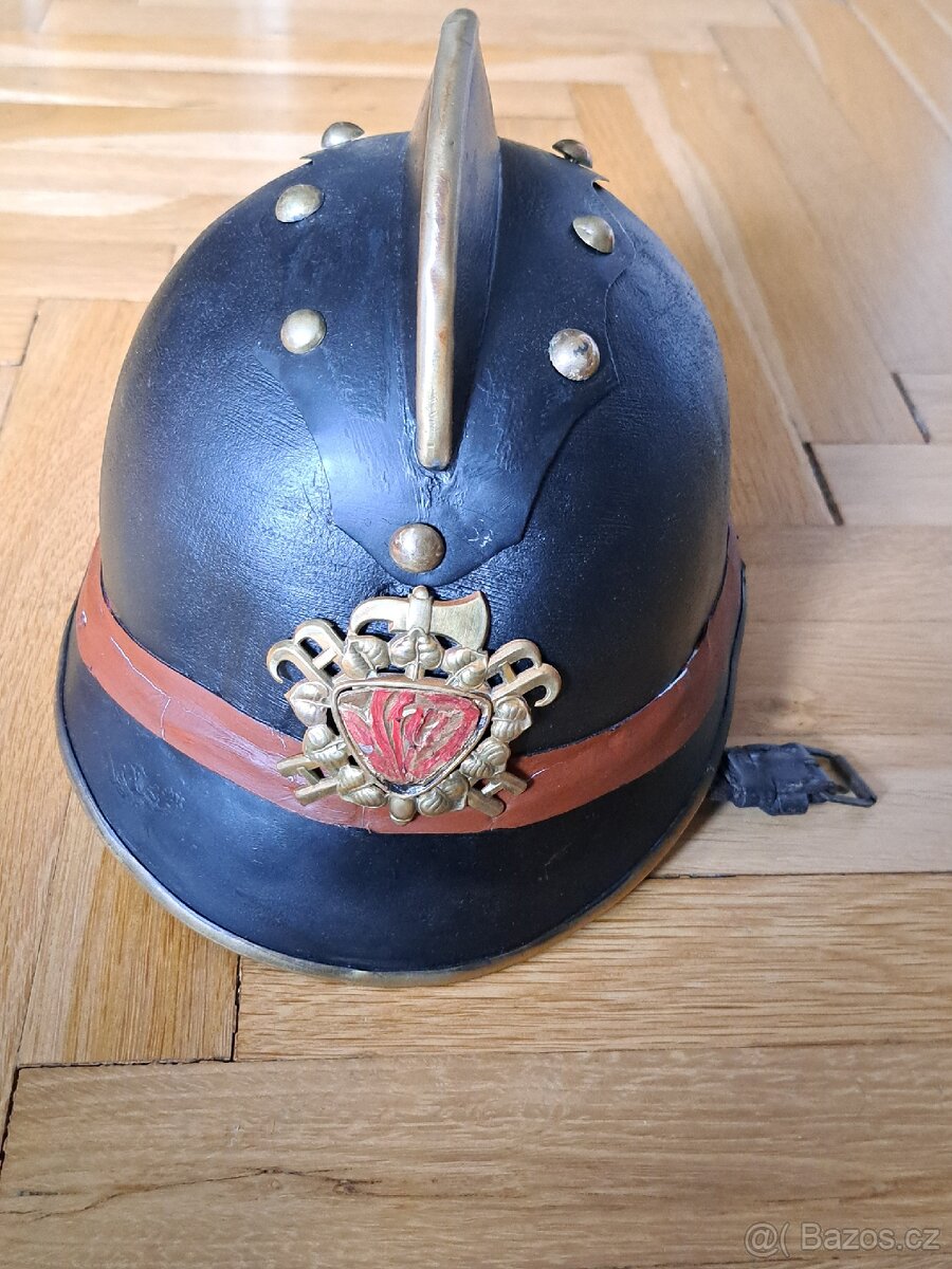 Hasičská přilba/helma