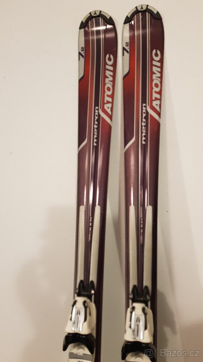 Sjezdové lyže Atomic Metron 7.2 180 cm 15,5 m