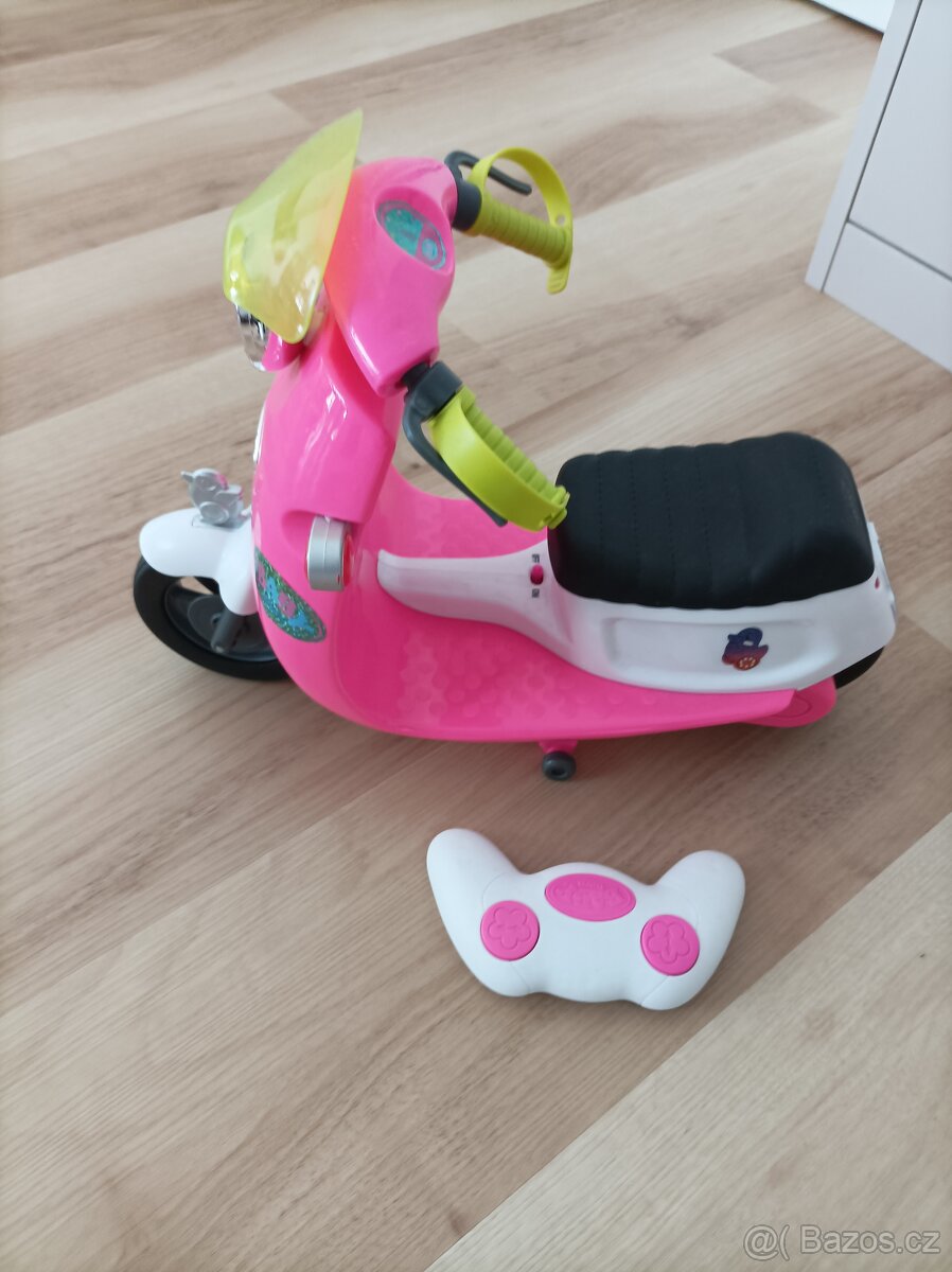 Motorka pro panenku Baby Born 43cm