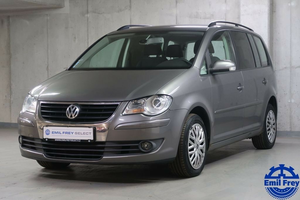 Volkswagen Touran 1.4TSI,manuál,Trendline