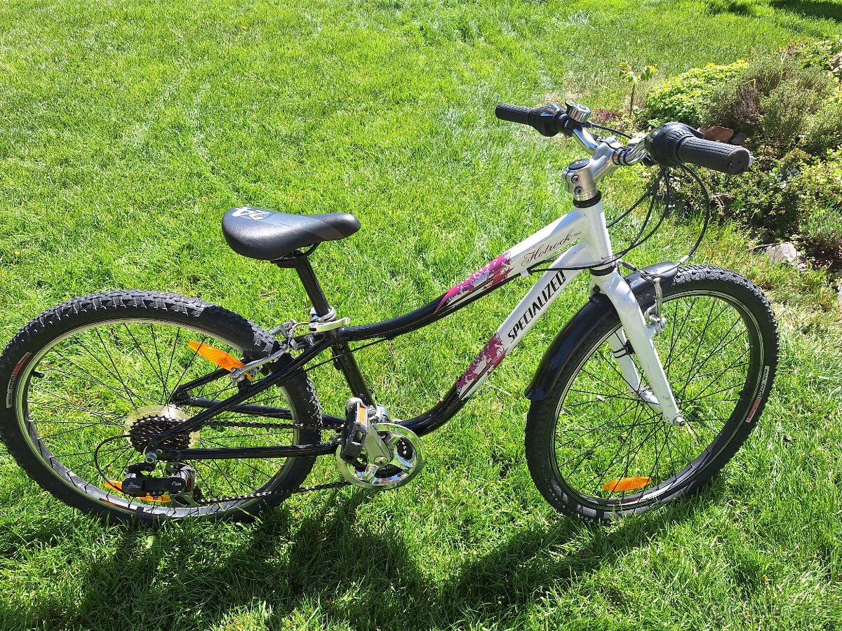 Specialized dívčí kolo Hotrock 24