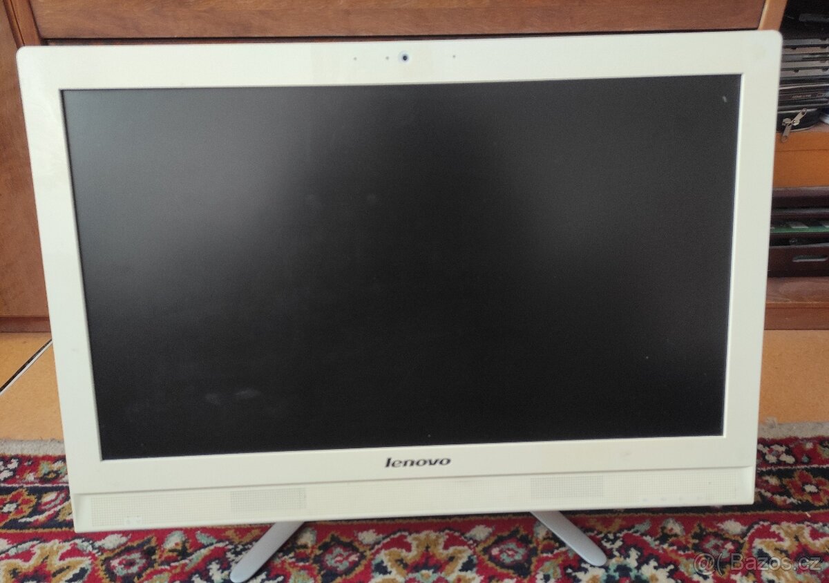 Lenovo All In One 23" C560