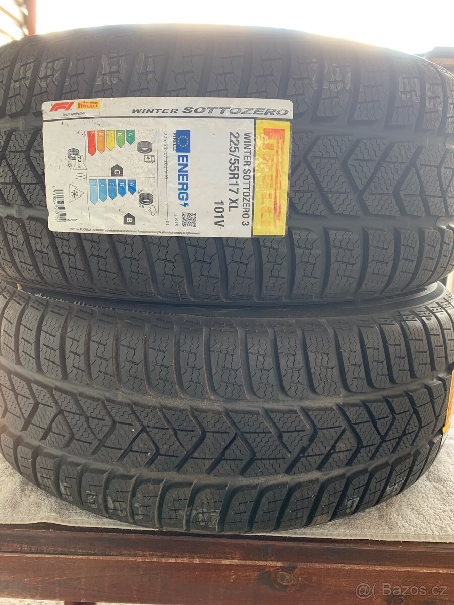 2 nové zimní pneu Pirelli 225/55R17