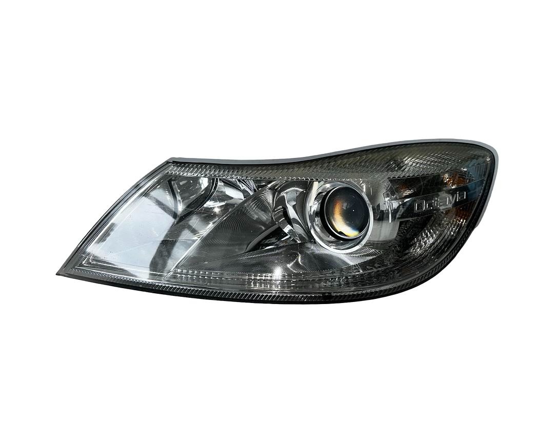 Levý přední halogen 1Z1941015F Škoda Octavia 2 FL r.v. 2011