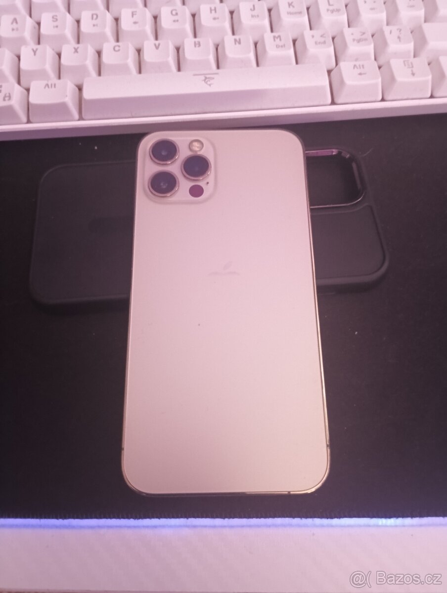 Prodám Apple iPhone 12 Pro ve zlaté barvě, provedení s 128G