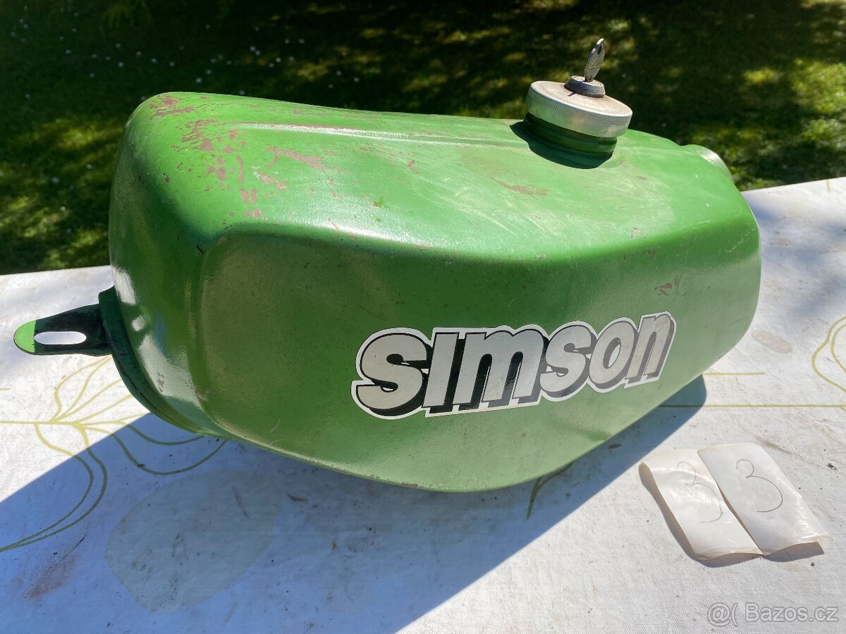 ✻ NÁDRŽ SIMSON S 51 ✻