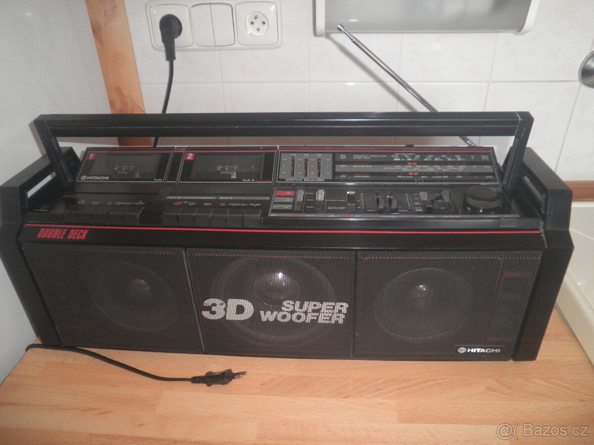 Radiomagnetofon Hitachi