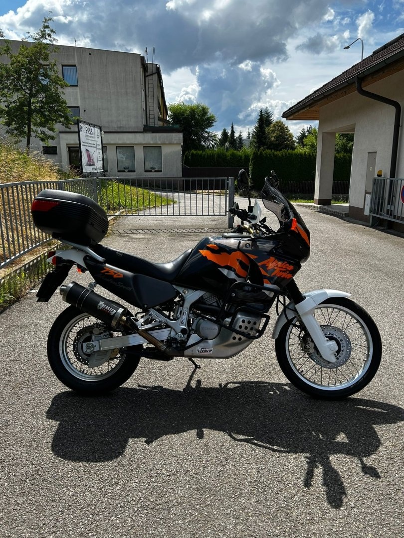 Honda XRV 750 Africa Twin 35 kw