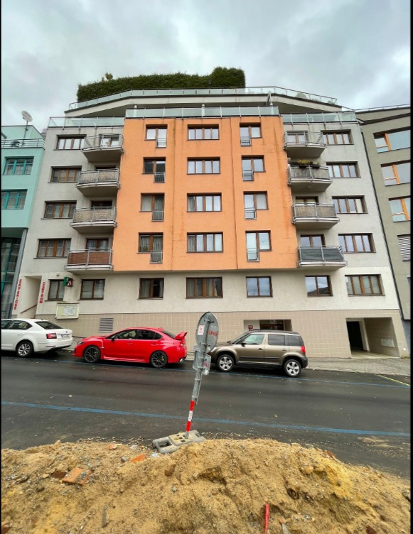 Pronájem GS, P3-Žižkov, ul. Jeseniova, 2.PP