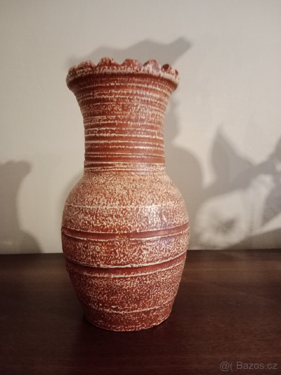 Keramická váza
