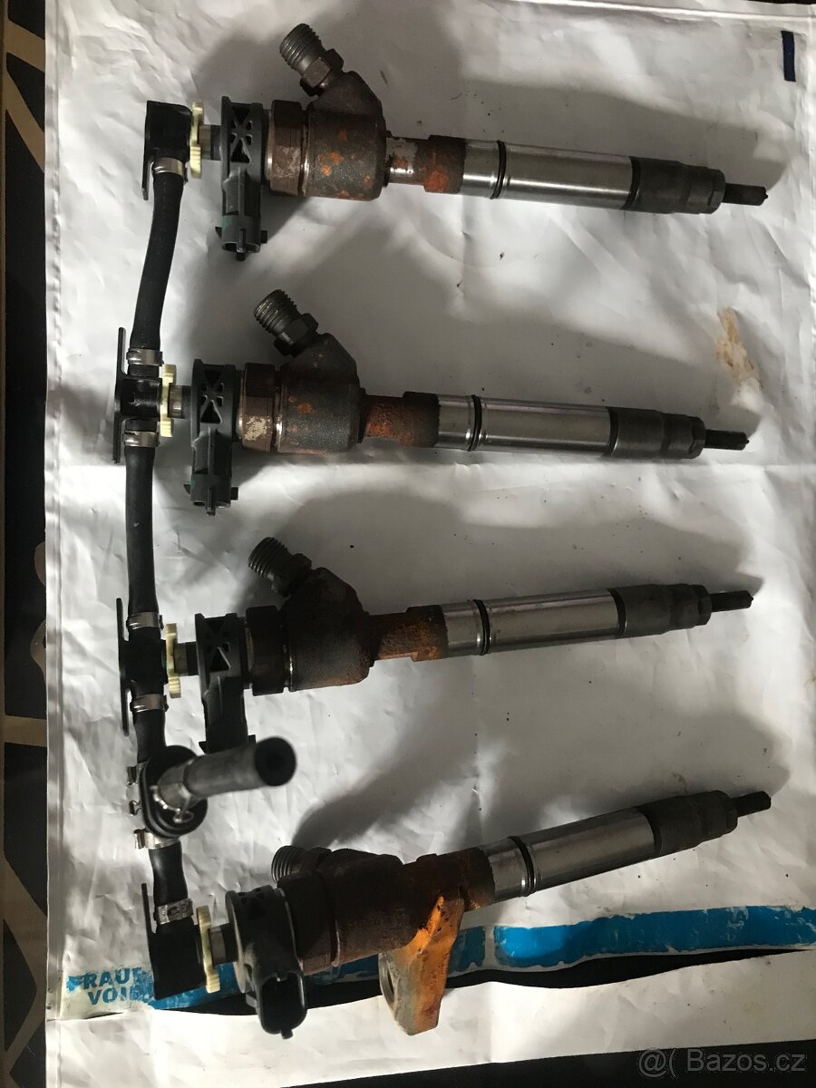 Kia Ceed 33800-2A610 vstřiky 2015