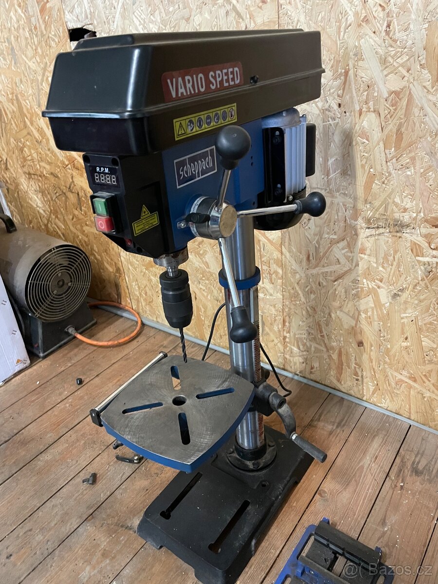 Stojanová vrtačka Scheppach DP18VARIO
