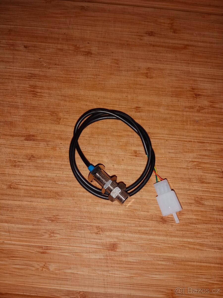 Snímač otáček linhai 300 4x4